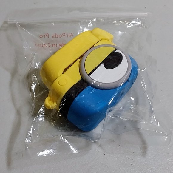 Minion Airpod Case 2nd Generation NEW #P10 - Picture 7 of 10